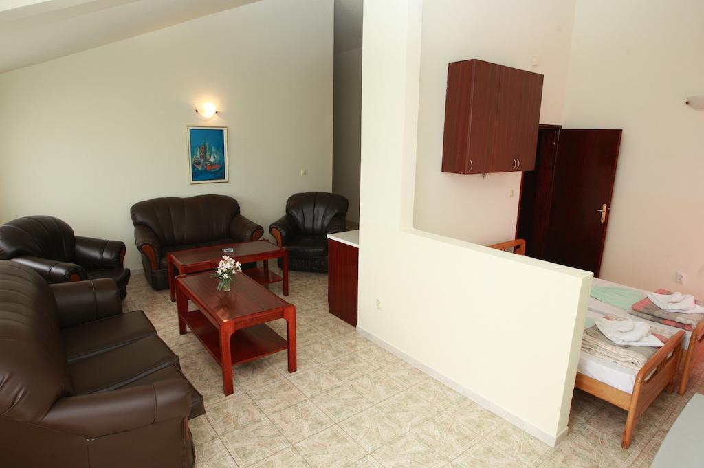 Hotel Vila Prestige Budva Rom bilde