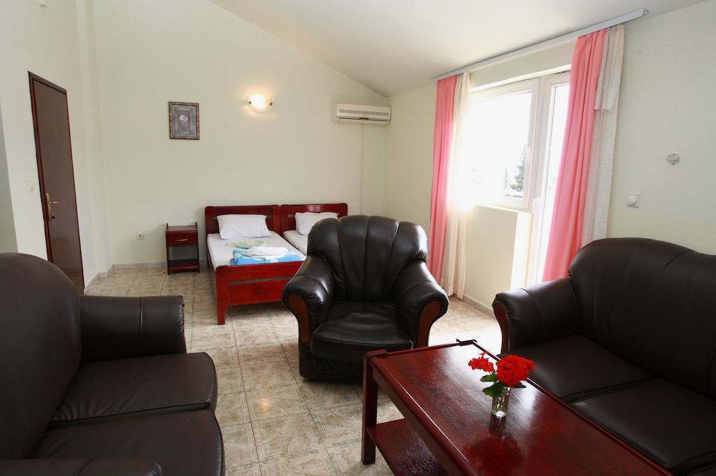 Hotel Vila Prestige Budva Rom bilde